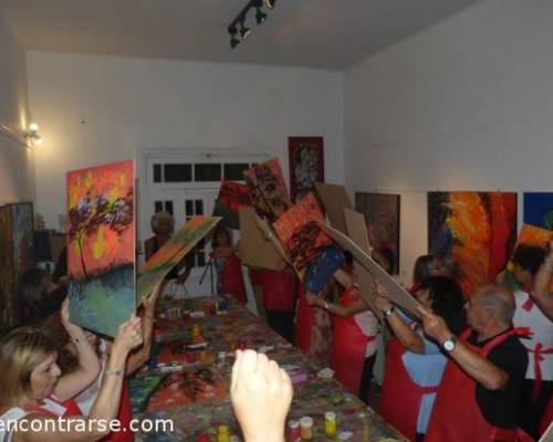 17017 26 Paint Night - pizza, tragos y amigos 