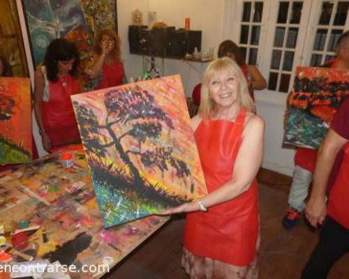 Feliz con mi obra!!!! Mi primer cuadro!!!! :Encuentro Grupal Paint Night - pizza, tragos y amigos 