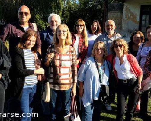 Un día impecable Anita. El recorrido por Giles, el almuerzo en "El Almacen" de Azcuenaga, la ida al pueblo de Cucullú y al de Villa Ruíz. Una tarde para repetir. A todos, Gracias!!!!!!  la pase barbaro. :Encuentro Grupal SAN ANDRES DE GILES-AZCUENAGA-EN MICRO POR LA JONES