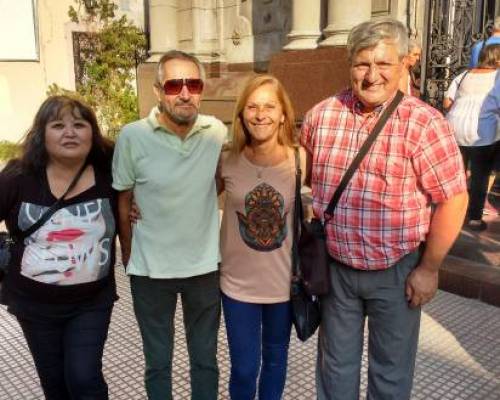 Gabriel, Mario y yo, Laura, les decimos.. Gracias por acompañarnos en este día tan especial.... :Encuentro Grupal Las 7 Iglesias recorrido en viernes santo.- Salida gratuita turístico religioso y Cultural 