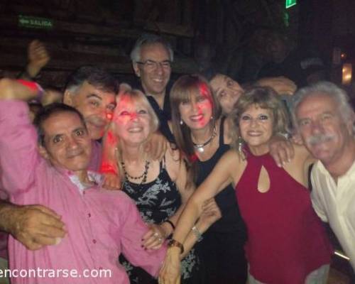 17167 19 FESTEJAMOS EL CUMPLE DE HERALD (ALIAS EL JEFE JAJA)!!!!! VAMOS A CENAR Y BAILAR EN WESTERN DISCO!!!! 