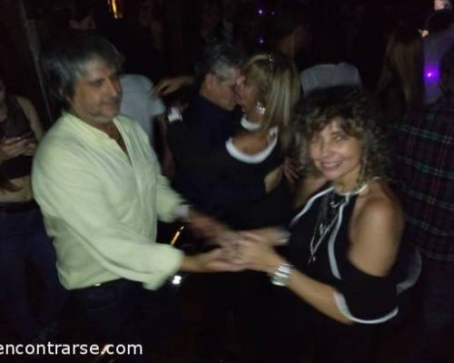 HERMOSA PAREJA!!! :Encuentro Grupal FESTEJAMOS EL CUMPLE DE HERALD (ALIAS EL JEFE JAJA)!!!!! VAMOS A CENAR Y BAILAR EN WESTERN DISCO!!!! 