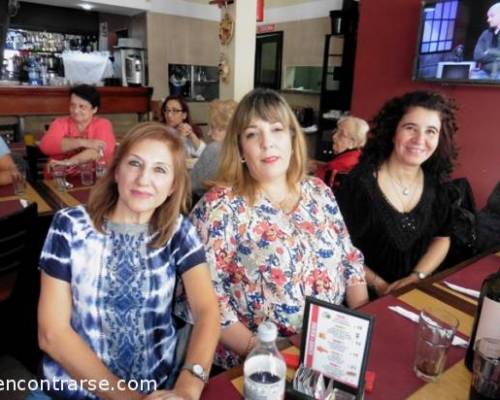 17236 6 ALMORZAMOS Y FESTEJAMOS EL CUMPLEAÑOS DE TONYMUSICAL