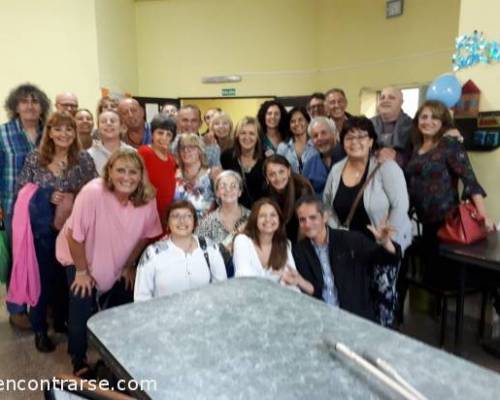 INDUDABLEMENTE... ¡HAY EQUIPO! GRACIAS A TODOS :Encuentro Grupal CELEBRAMOS LA VIDA! FESTEJAMOS CUMPLES EN EL GERIATRICO SAN MARTIN!