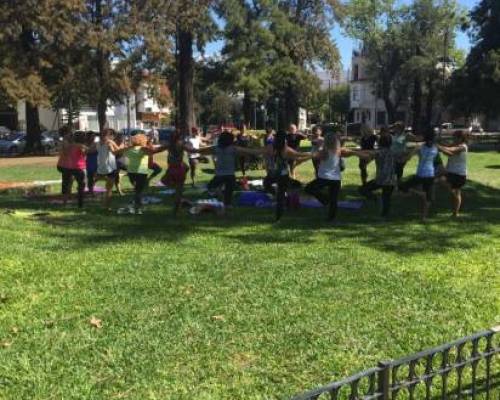 17270 5 Hacemos Yoga en plaza Devoto?