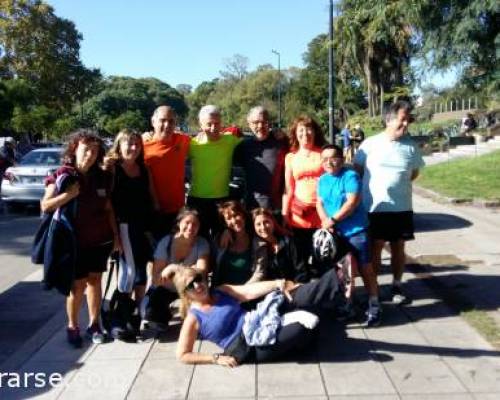 17285 9 PALERMO ENTRENA Y TAMBIEN MATEA !!! (caminamos, corremos, trotamos)