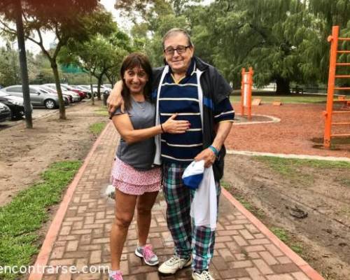 17286 6 PALERMO ENTRENA Y TAMBIEN MATEA !!! (caminamos, corremos, trotamos)
