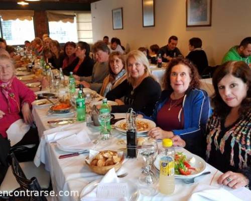 17312 11 AGRONOMÍA CAMINA y ALMUERZA EN LA FLOREADA !! 