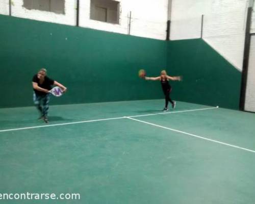 17353 5 **2018 Seguimos jugando al Padel ? ** Horario: 14:30 a 16:30