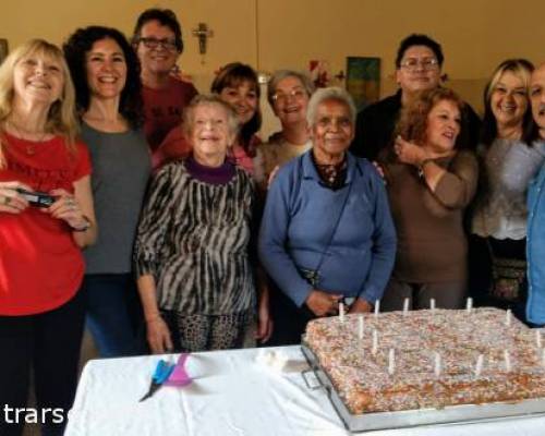  Nos fuimos con el corazón contento!!!!! :Encuentro Grupal VOLVEMOS AL GERIATRICO SAN MARTIN POR MAS CUMPLES!!!!!