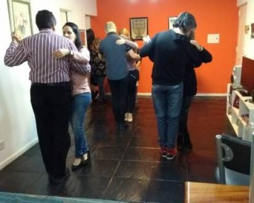 17479 10 APRENDE A BAILAR TANGO CON UN PROFE QUE SE LAS SABE