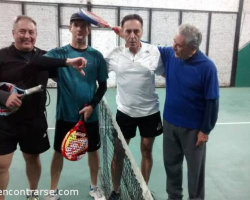 17495 10 **2018 Seguimos jugando al Padel ? ** Horario: 14:30 a 16:30