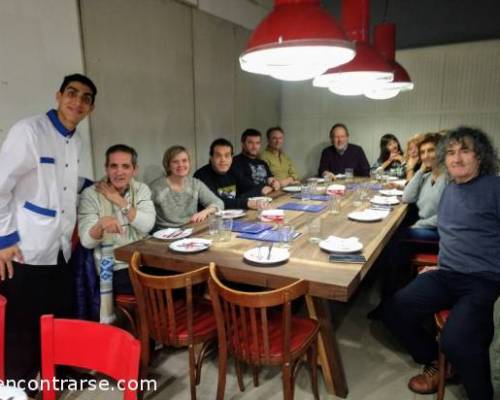 Mesa pareja de géneros! Jjjj :Encuentro Grupal Corazón de Titanio