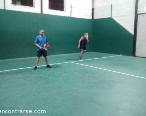 17586 11 **2018 Seguimos jugando al Padel ? ** Horario: 14:30 a 16:30