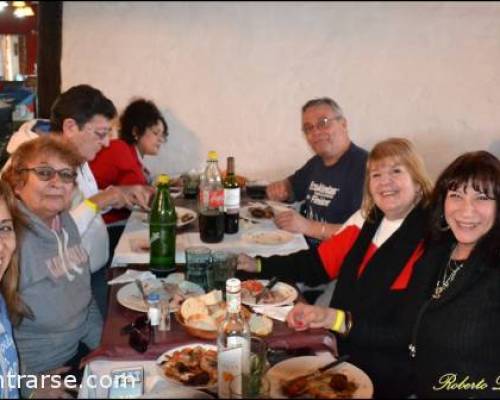 Hola, que mesa de amigos, la reunion  de 10 :Encuentro Grupal DIA DE CAMPO EN EZEIZA, CANNING A UN PASO DE LA CAPITAL