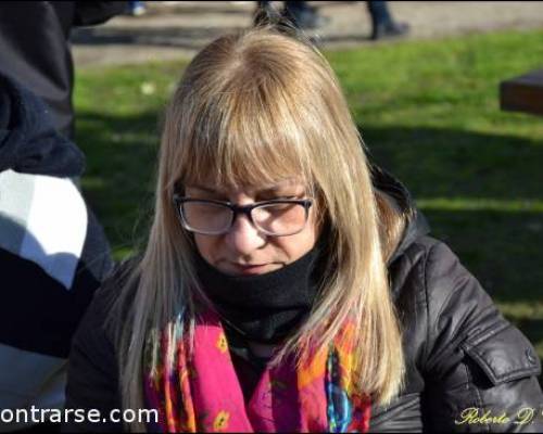 Otra persona y gran amiga, Graciela, tambien reconcentrada en el juego :Encuentro Grupal DIA DE CAMPO EN EZEIZA, CANNING A UN PASO DE LA CAPITAL