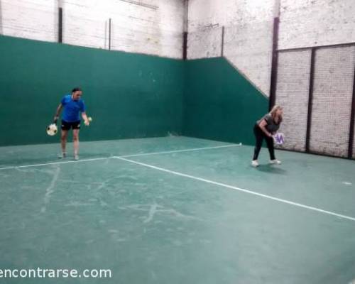 17725 11 **2018 Seguimos jugando al Padel ? ** Horario: 14:30 a 16:30