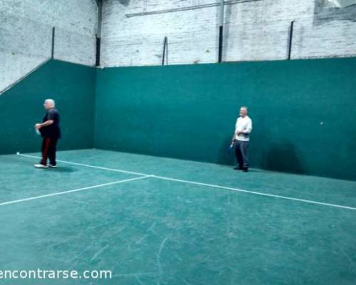 17725 15 **2018 Seguimos jugando al Padel ? ** Horario: 14:30 a 16:30