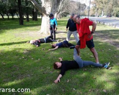 17744 22 PALERMO ENTRENA Y TAMBIEN MATEA !!! (caminamos, corremos, trotamos)