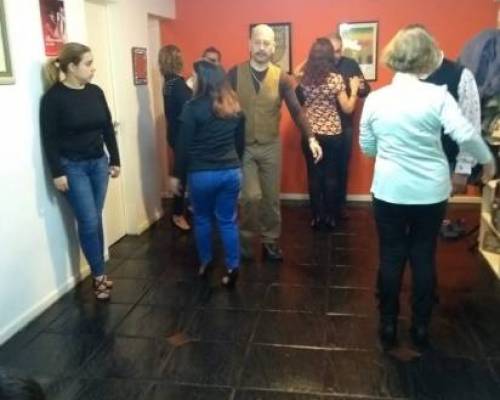 17786 3 APRENDE A BAILAR TANGO CON UN PROFE QUE SE LAS SABE