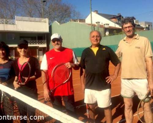 Encuentros Grupales (26/08/2018) :   Domingos de Tenis por la tarde
