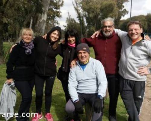 17838 5 PALERMO ENTRENA Y TAMBIEN MATEA !!! (caminamos, corremos, trotamos)