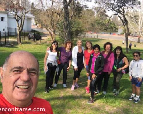 17839 8 PALERMO ENTRENA Y TAMBIEN MATEA !!! (caminamos, corremos, trotamos)