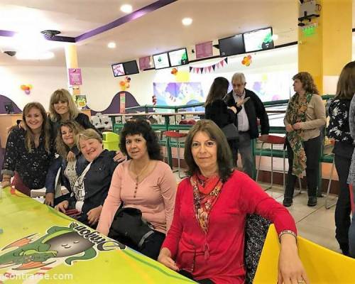 17906 21 LLEGÓ LA PRIMAVERA AL BOWLING!!!!!!