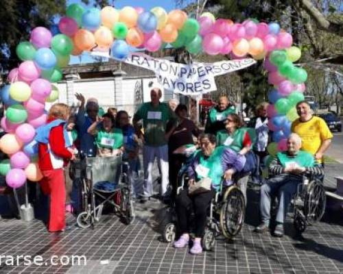 Listos para largar..... :Encuentro Grupal Caminata saludable por la primavera, en el Hogar San Martín