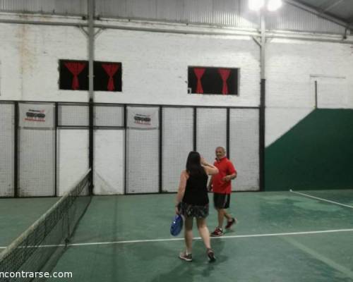 17932 4 **2018 Seguimos jugando al Padel ? ** Horario: 14:30 a 16:30