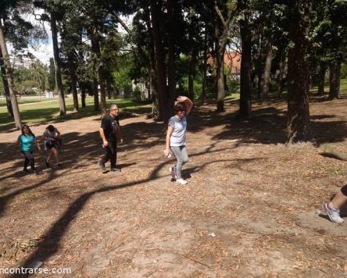 18013 5 PALERMO ENTRENA Y TAMBIEN MATEA !!! (caminamos, corremos, trotamos)