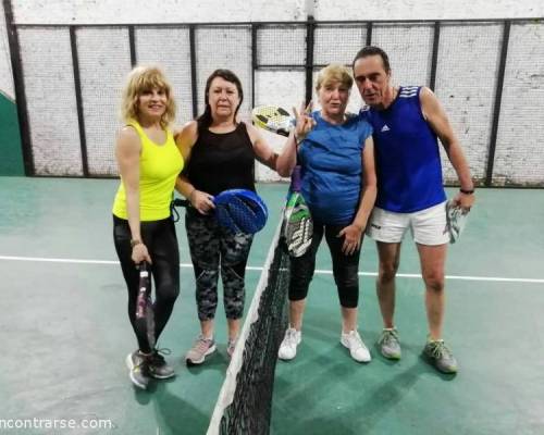 18062 11 **2018 Seguimos jugando al Padel ? ** Horario: 14:30 a 16:30