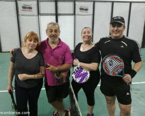 18062 9 **2018 Seguimos jugando al Padel ? ** Horario: 14:30 a 16:30