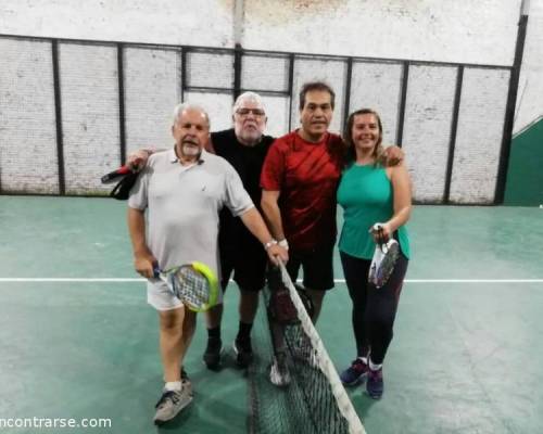 18063 3 **2018 Seguimos jugando al Padel ? ** Horario: 14:30 a 16:30