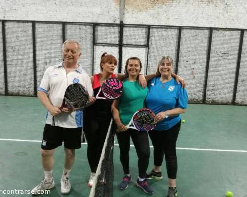 18063 9 **2018 Seguimos jugando al Padel ? ** Horario: 14:30 a 16:30