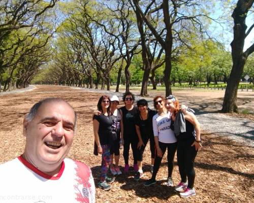 18089 18 PALERMO ENTRENA Y TAMBIEN MATEA !!! (caminamos, corremos, trotamos)