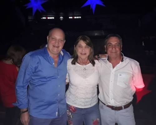 18106 9 FIESTA DE FIN DE AÑO EN SAINT THOMAS DISCOTEQUE