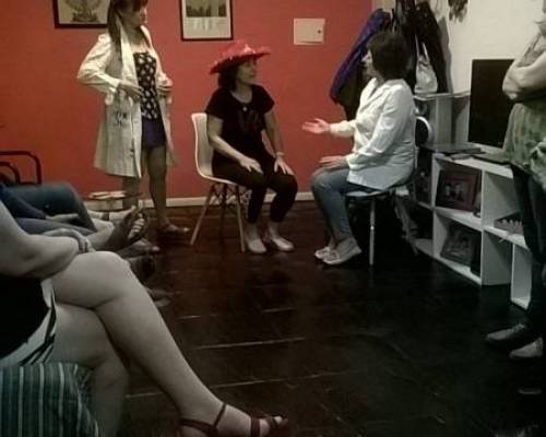 18123 10 CONTINUAMOS CON EL PROYECTO DE TEATRO, VENIS?