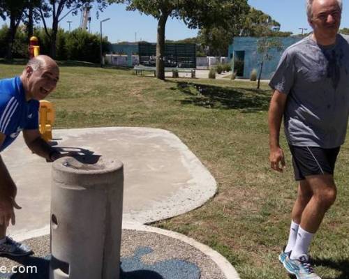 18164 4 PALERMO ENTRENA Y TAMBIEN MATEA !!! (caminamos, corremos, trotamos)