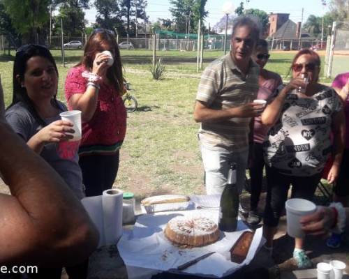 18183 4 EL OESTE SALE A CAMINAR y.... a almorzar a tomar mates y juegos de mesa