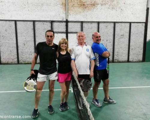 18238 10 **2018 Seguimos jugando al Padel ? ** Horario: 14:30 a 16:30