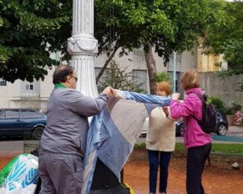 Y nos tocó el honor de izar la bandera !! :Encuentro Grupal AGRONOMÍA...CAMINA !!