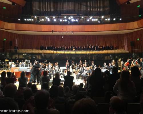 18271 16 Tributo a Pink Floyd con la Banda Sinfónica Nacional de Ciegos, Coro Polifónico Nacional de Ciegos junto a Lito Vitale, Hilda Lizarazu y Juan Carlos B