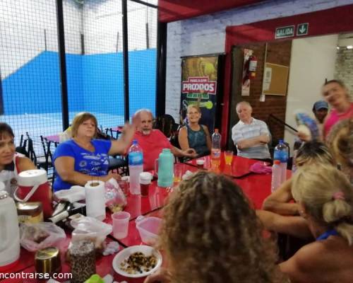 18343 13 **Seguimos jugando al Padel en el 2019 ? ** Horario: 14:30 a 16:30