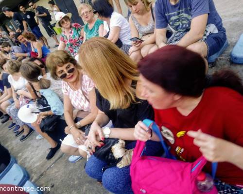 Esperando que empiece la función, hermosa tarde! :Encuentro Grupal Jazz en el Parque Centenario