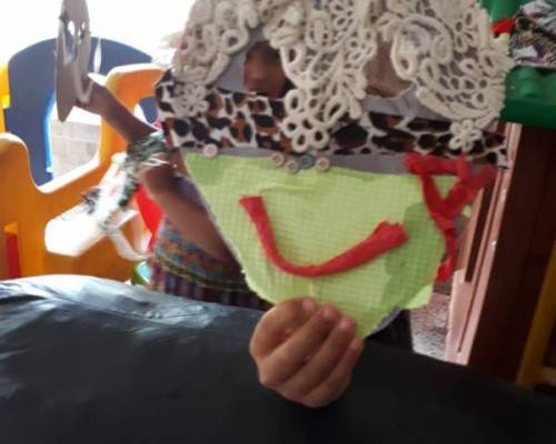 Qué hermosa máscara!!! :Encuentro Grupal Hogar de niños PASCUAL CRUDO (Pontevedra)