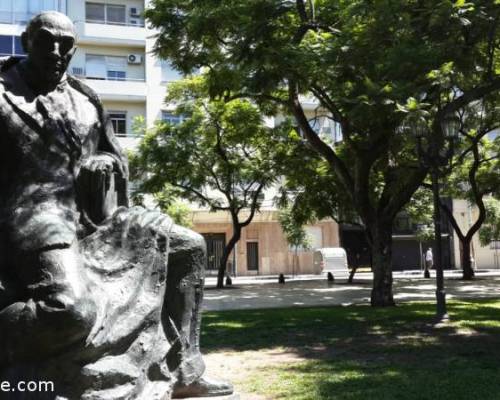 18475 5 Teatro Colón y Plaza Lavalle, entrada a la Visita guiada, por la Jones