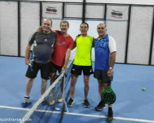 18512 2 **Seguimos jugando al Padel en el 2019 ? ** Horario: 14:30 a 16:30