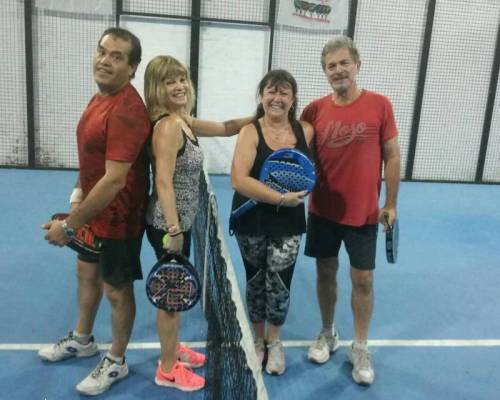 18512 3 **Seguimos jugando al Padel en el 2019 ? ** Horario: 14:30 a 16:30