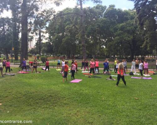 18546 1 Feriado con Yoga y Biodanza en Plaza Arenales!